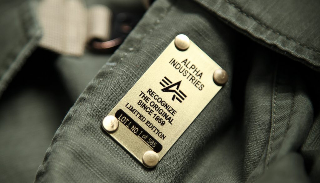 3_50thanniv_m65fieldcoat_detail2